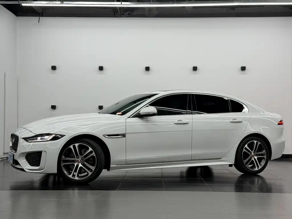 Jaguar XEL 2021