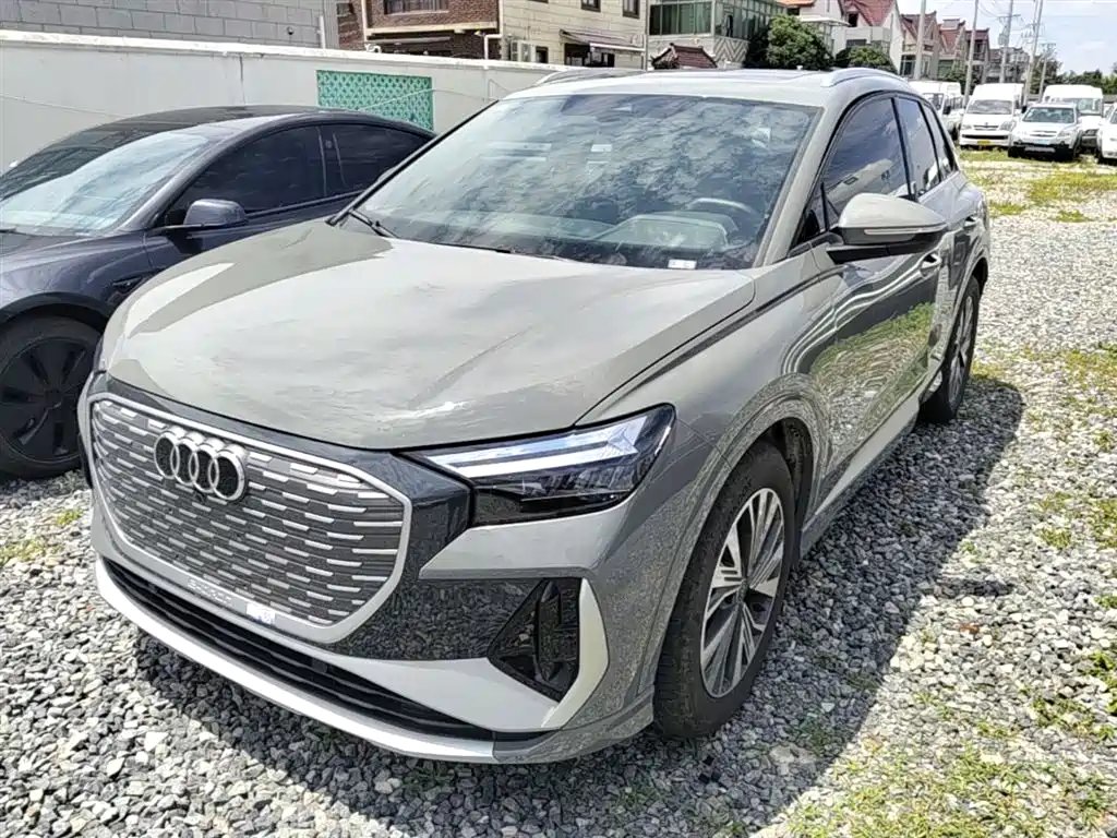 Audi Q4 e-tron 2025