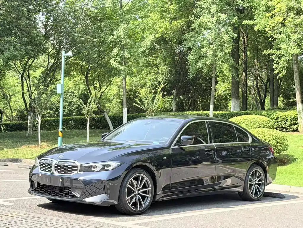 BMW 3 Series 2023