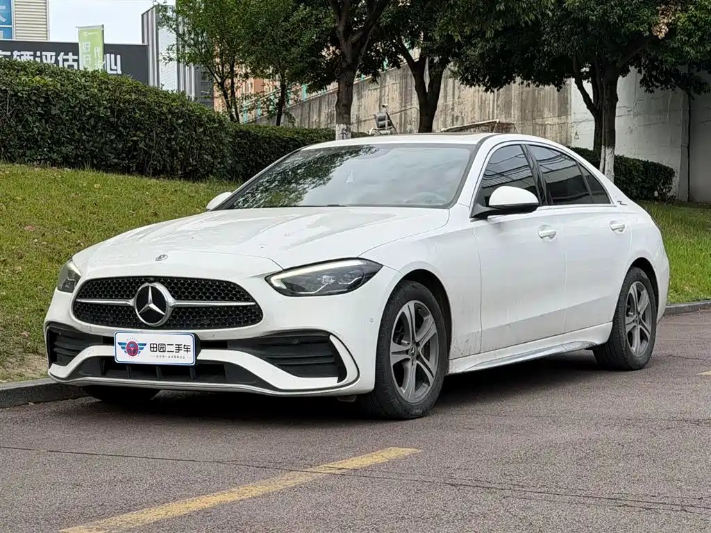 Mercedes-Benz C-Class 2022