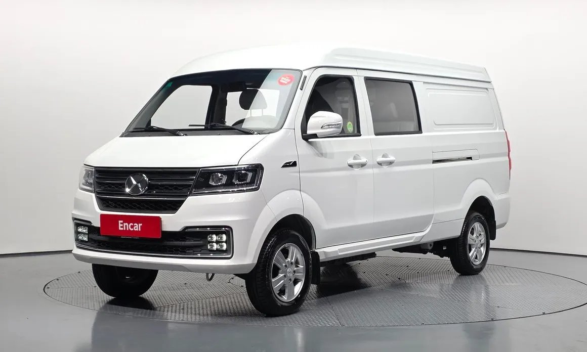 Xin yuan ET Van 2023
