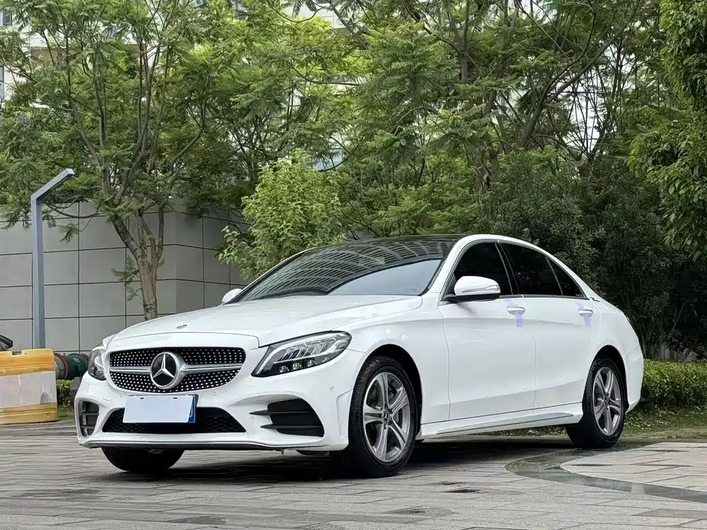 Mercedes-Benz C-Class 2020