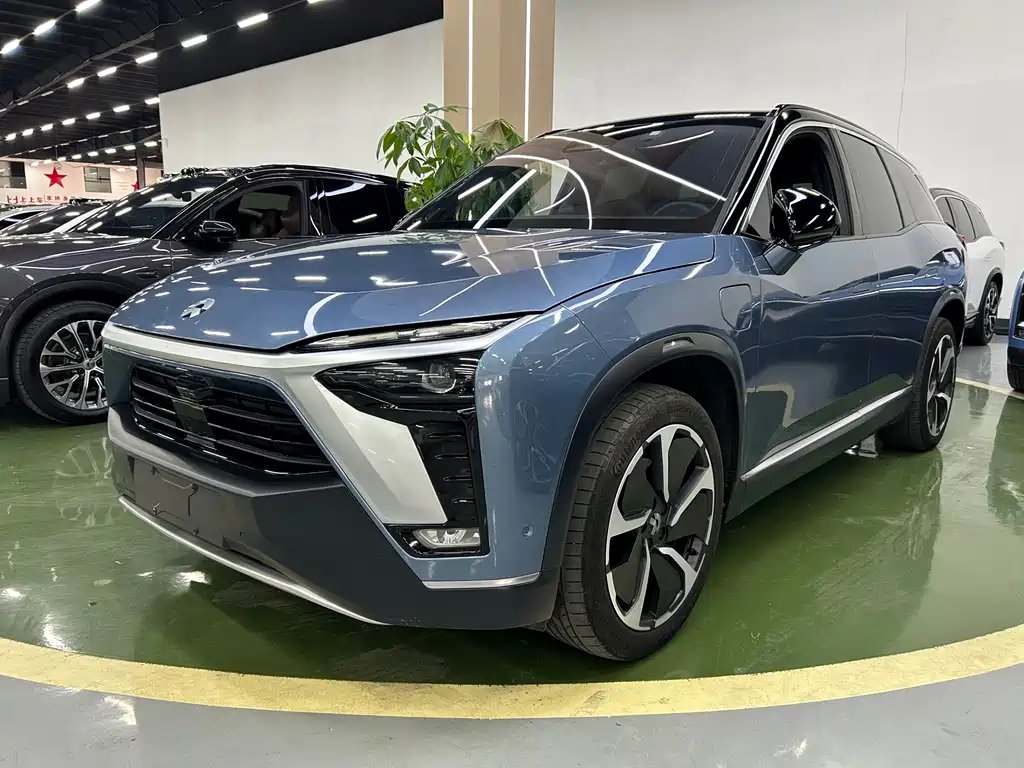 NIO ES8 2021