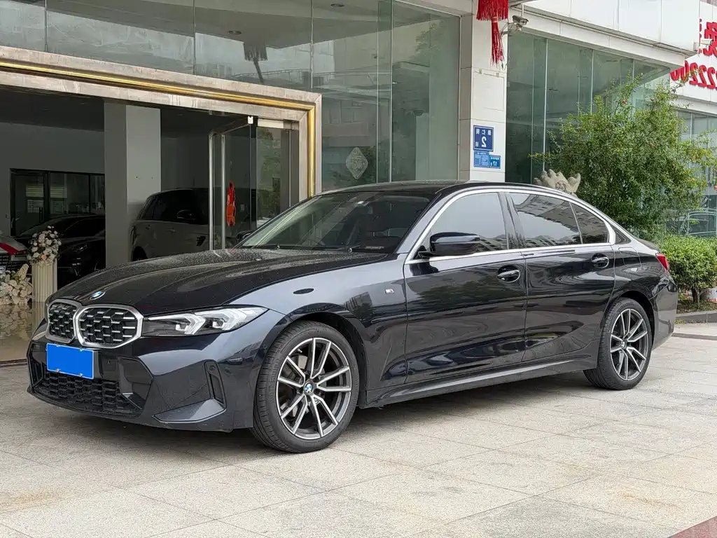 BMW 3 Series 2023