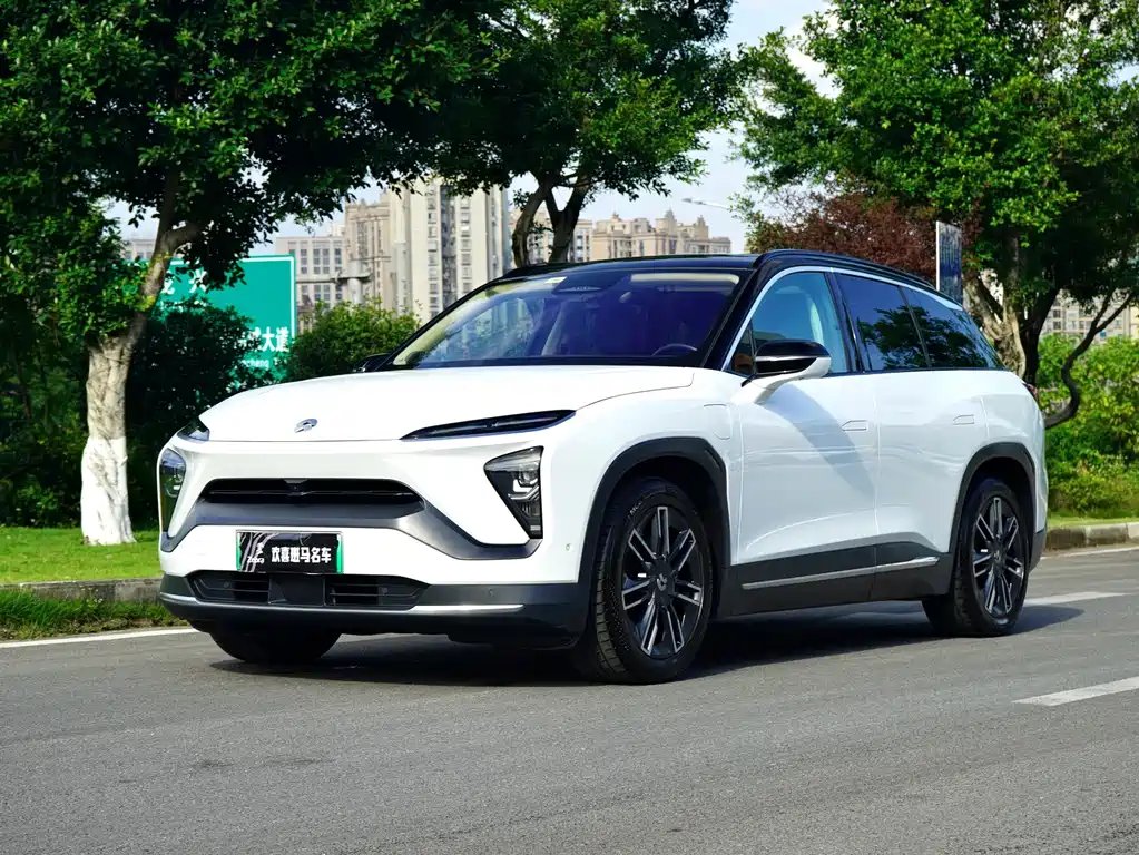 NIO ES6 2020