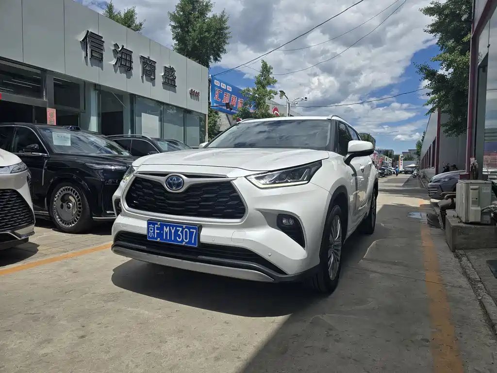 Toyota Highlander 2022