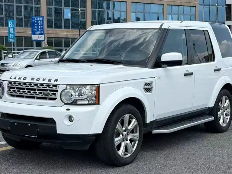 Land Rover Discovery 2013