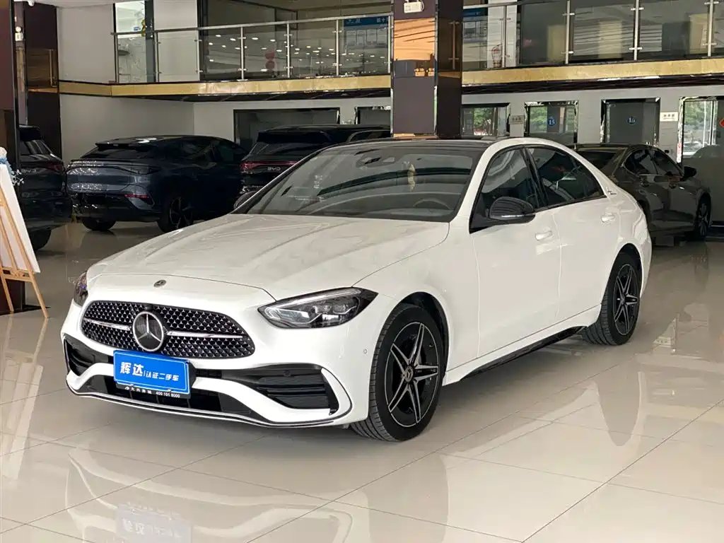 Mercedes-Benz C-Class 2024