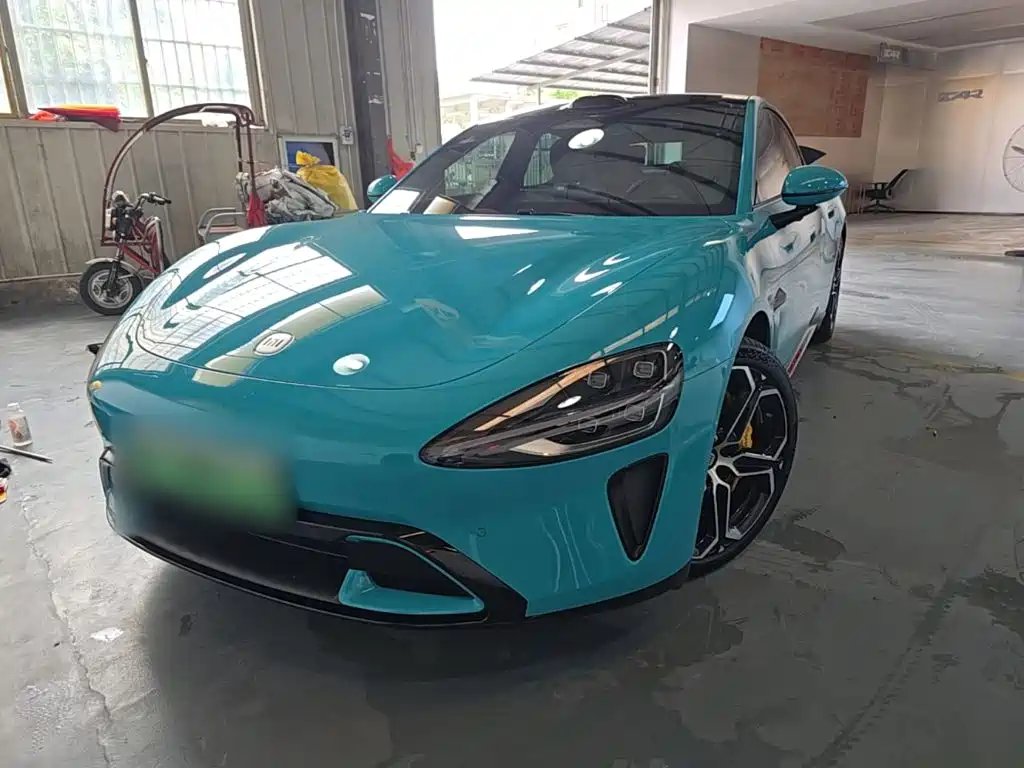 Xiaomi SU7 2025