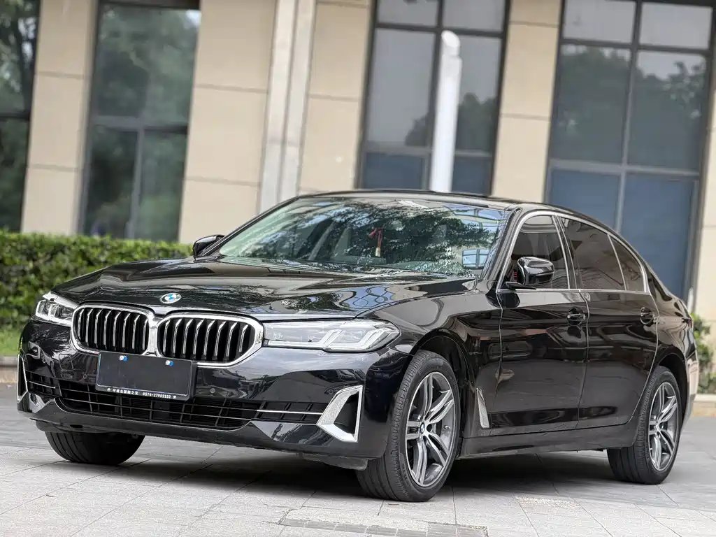 BMW 5 Series 2023