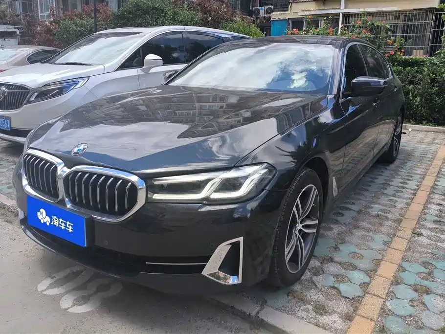 BMW 5 Series 2023