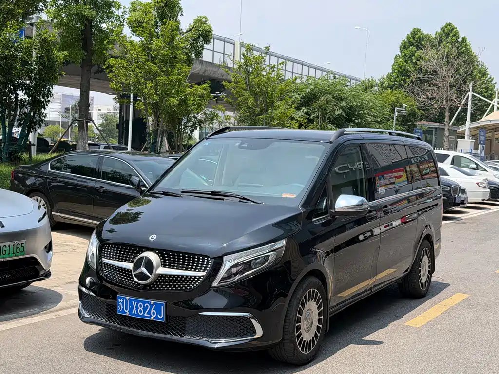 Mercedes-Benz V-Class 2022