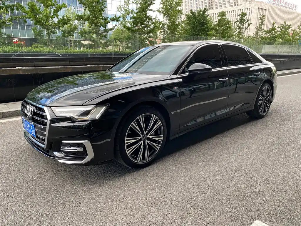 Audi A6L 2022