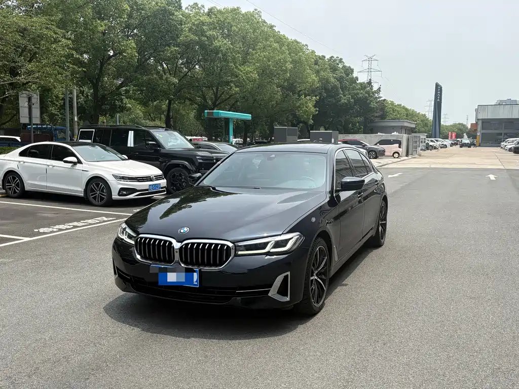 BMW 5 Series 2024