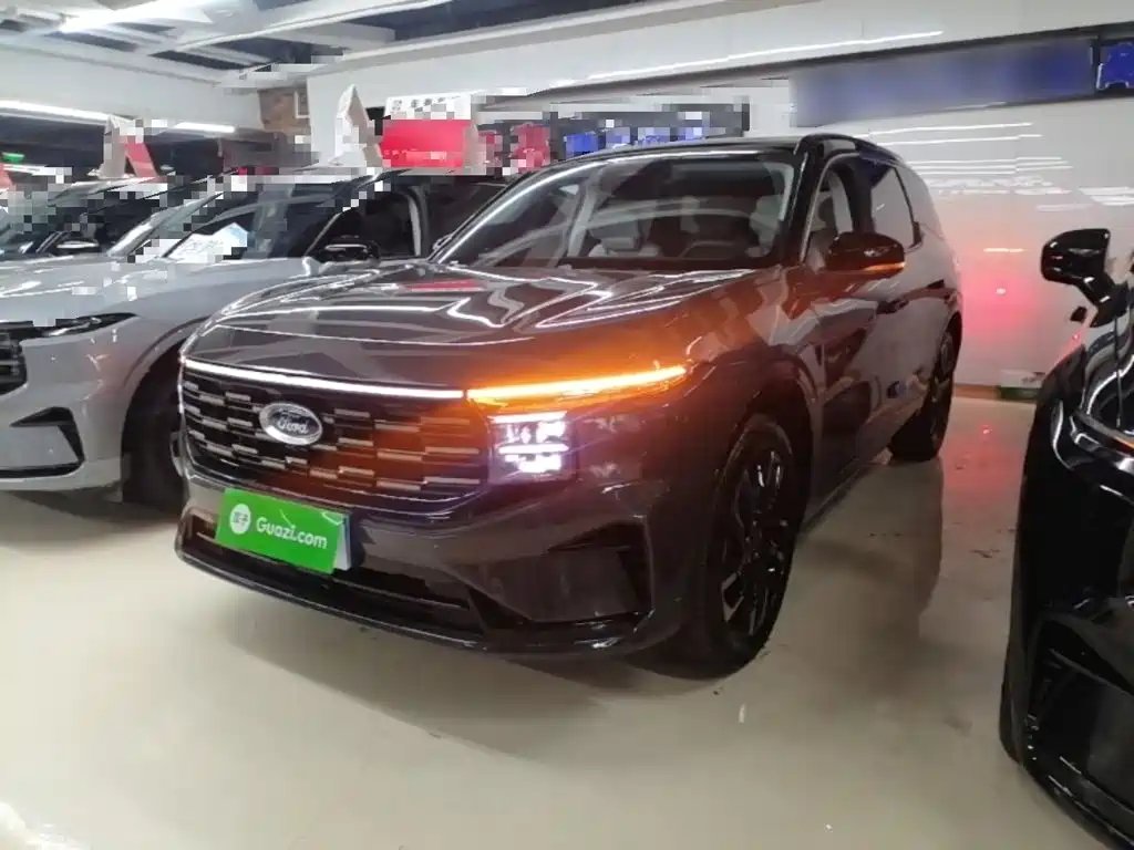 Ford Edge 2025
