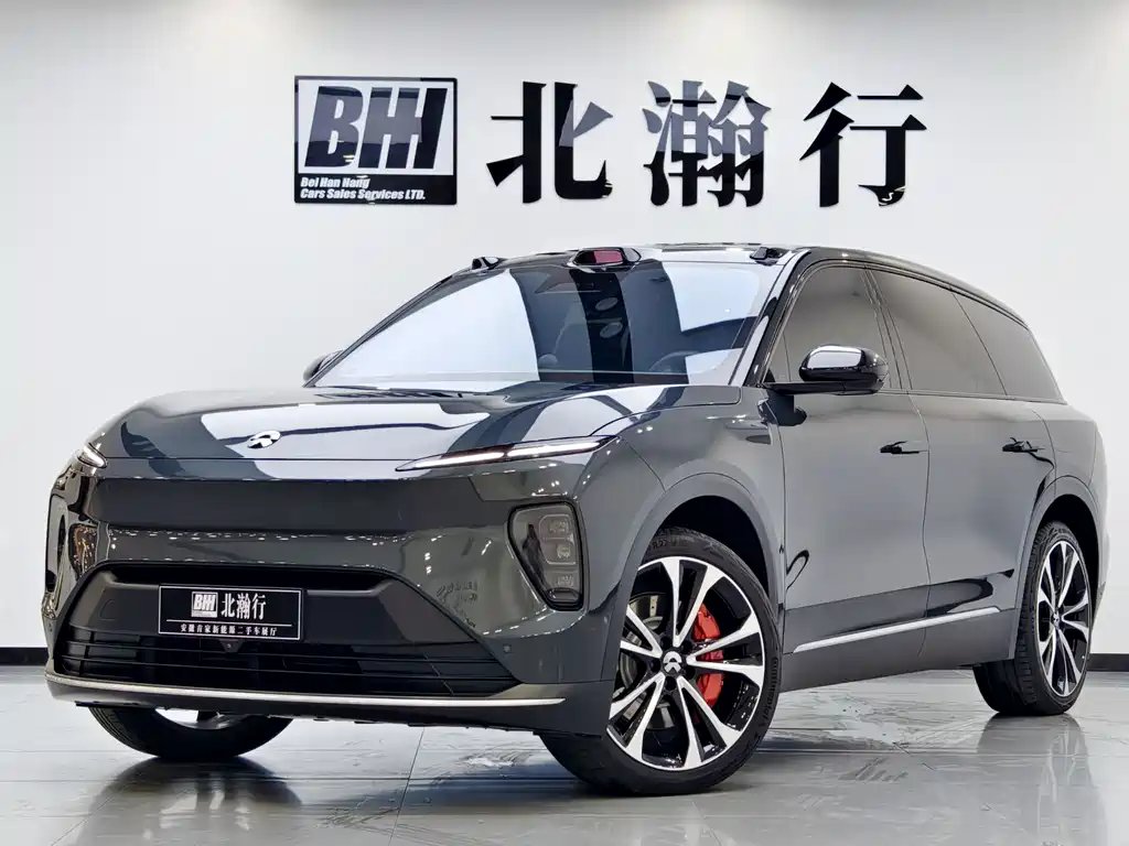 NIO ES8 2023