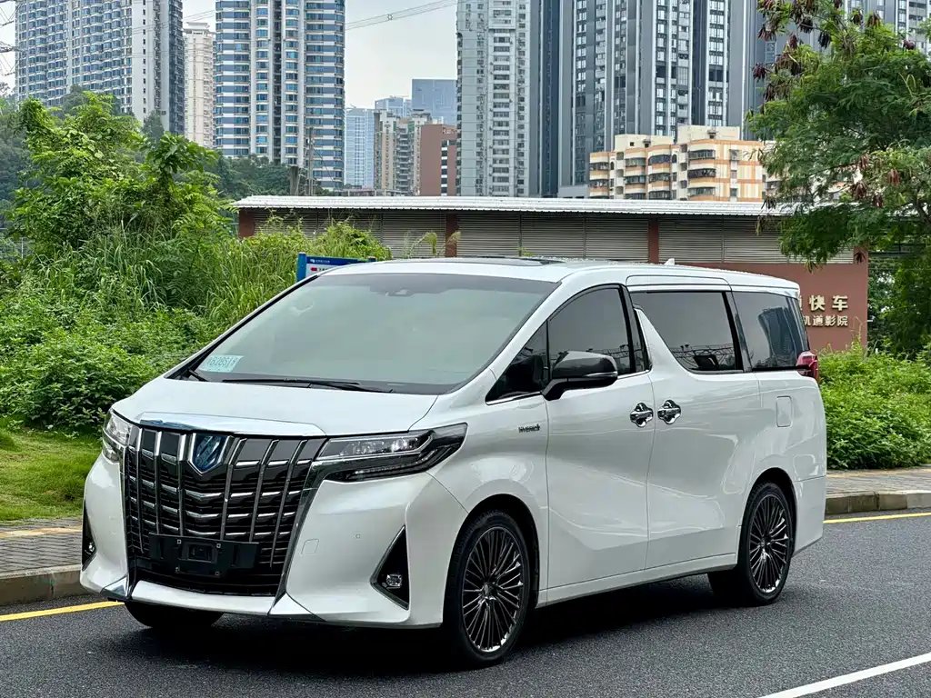 Toyota Alphard 2021