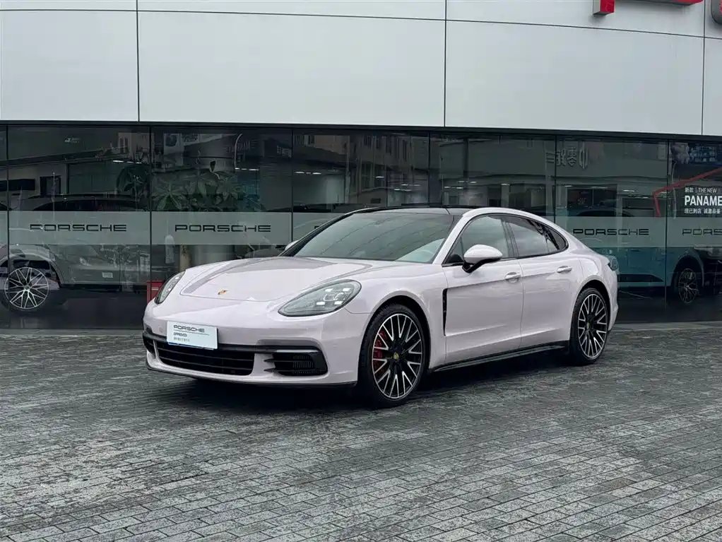 Porsche Panamera 2020