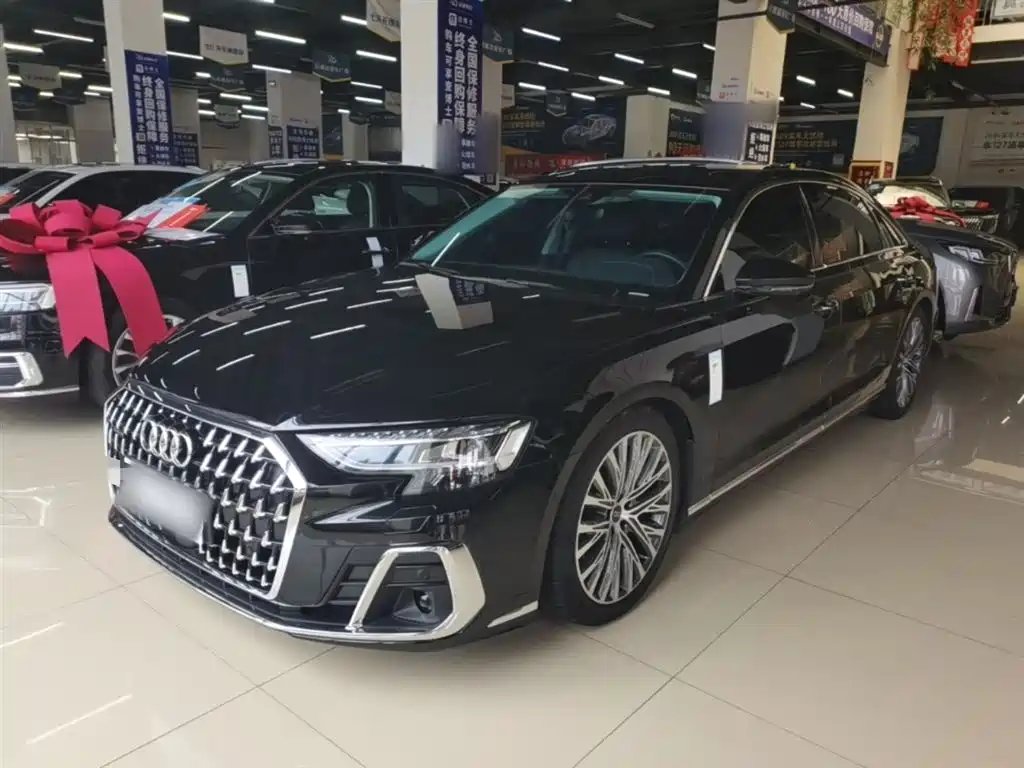 Audi A8 2024