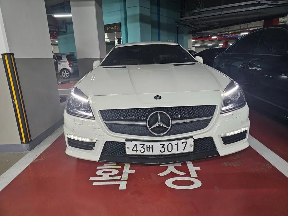 Mercedes-Benz SLK-Class 2012