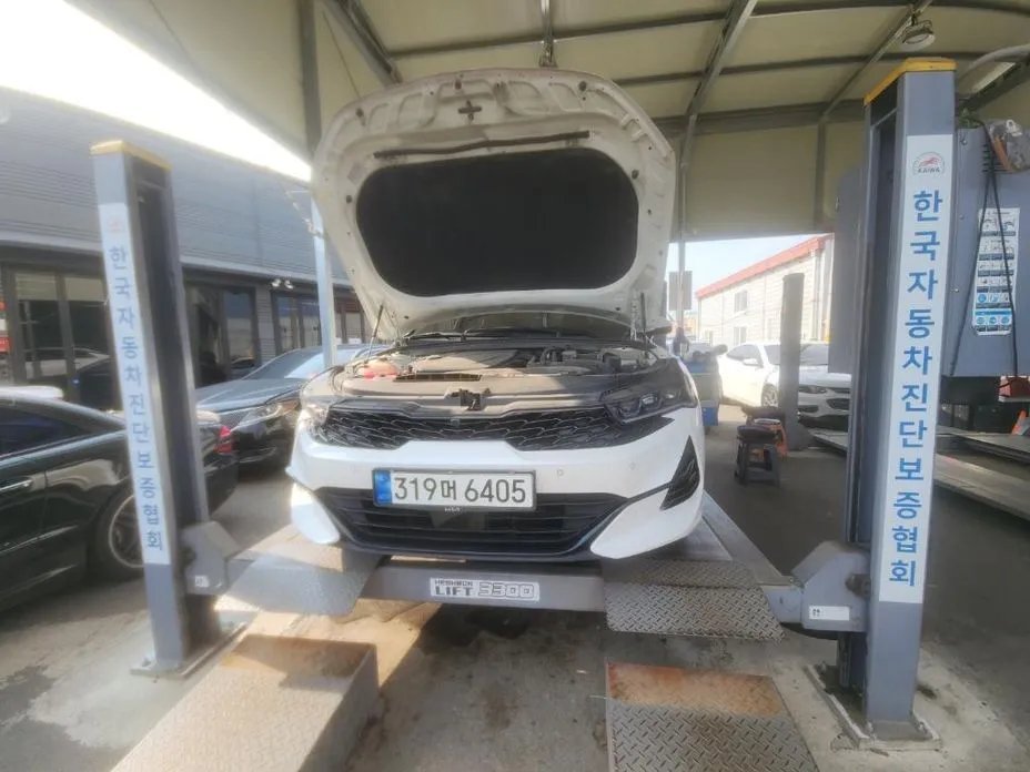 Kia K5 2023
