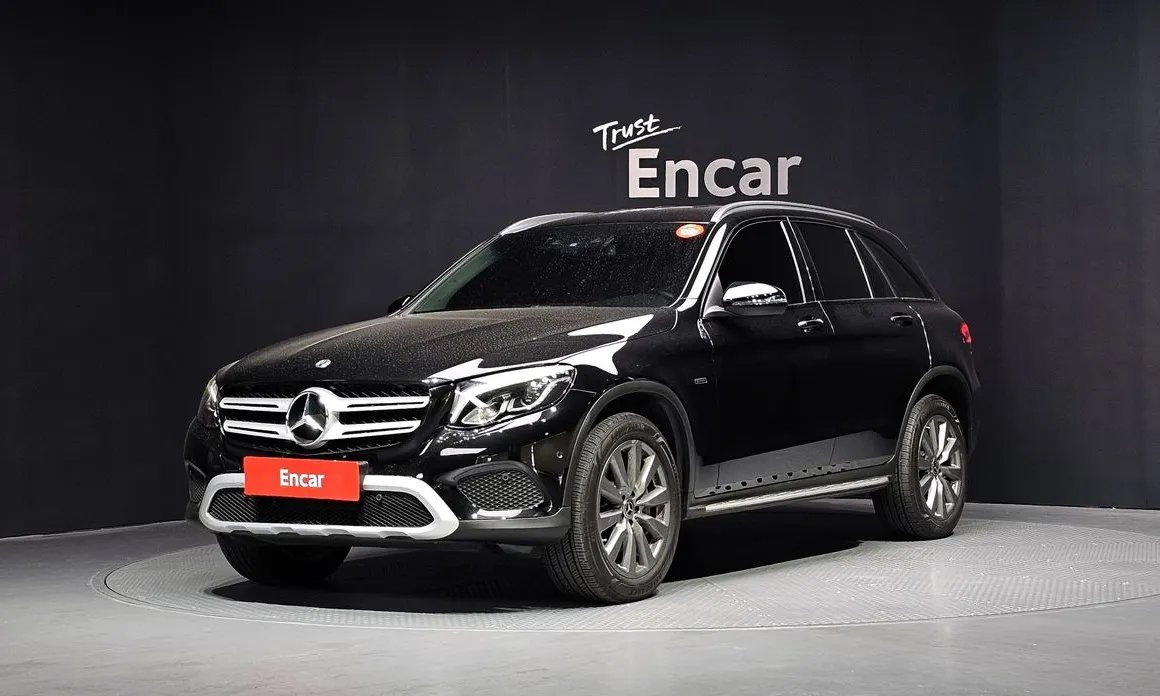 Mercedes-Benz GLC-Class 2019