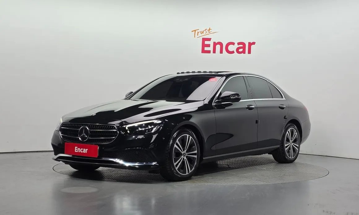 Mercedes-Benz E-Class 2021