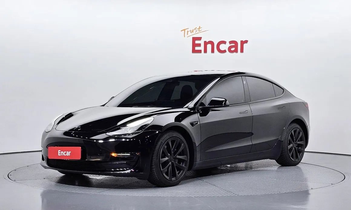 Tesla Model 3 2022