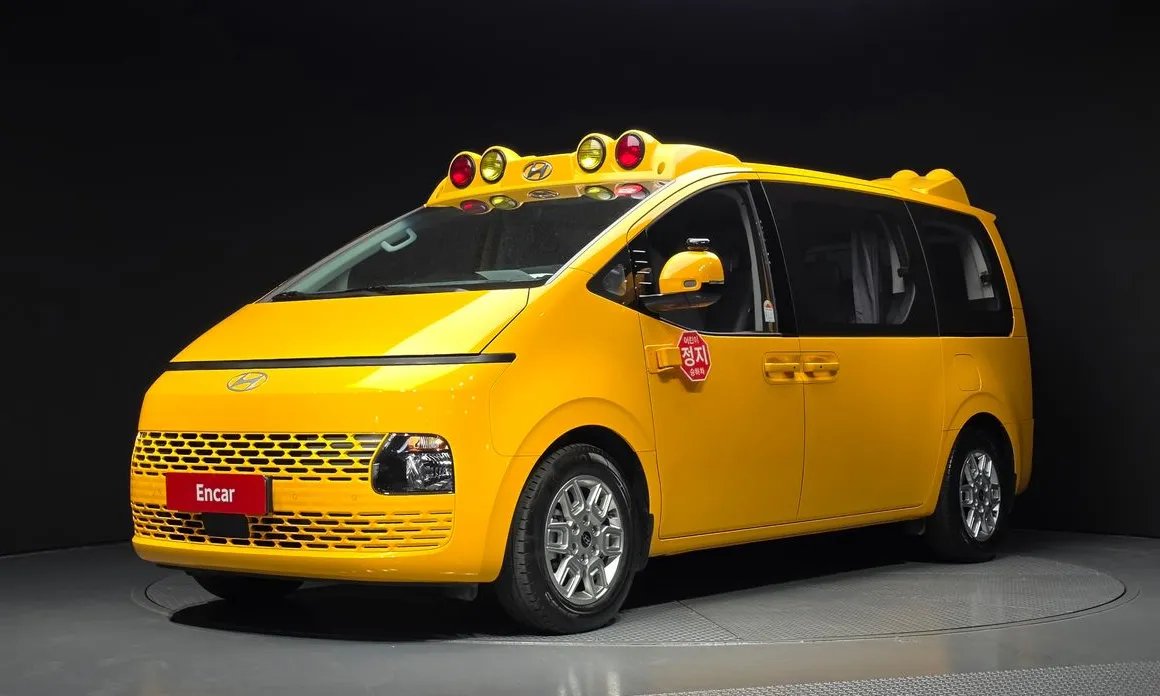 Hyundai Staria 2025