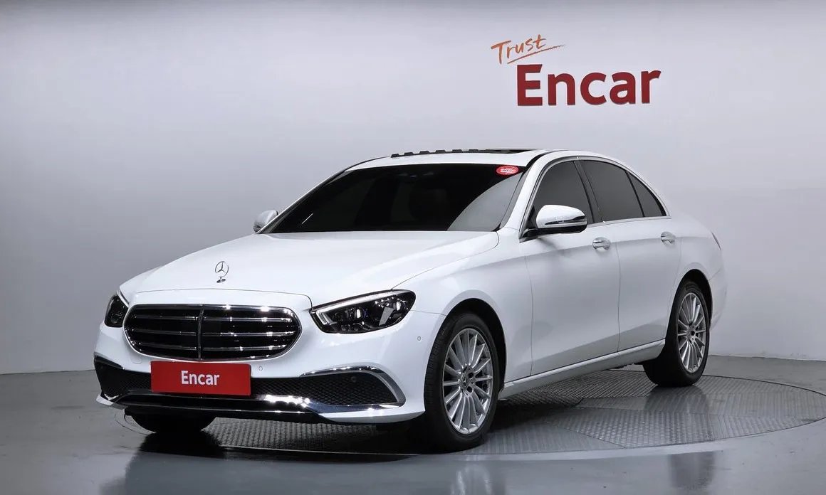 Mercedes-Benz E-Class 2021