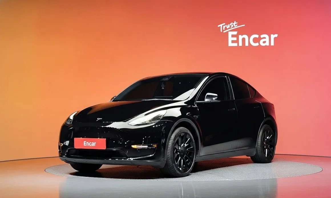 Tesla Model Y 2023