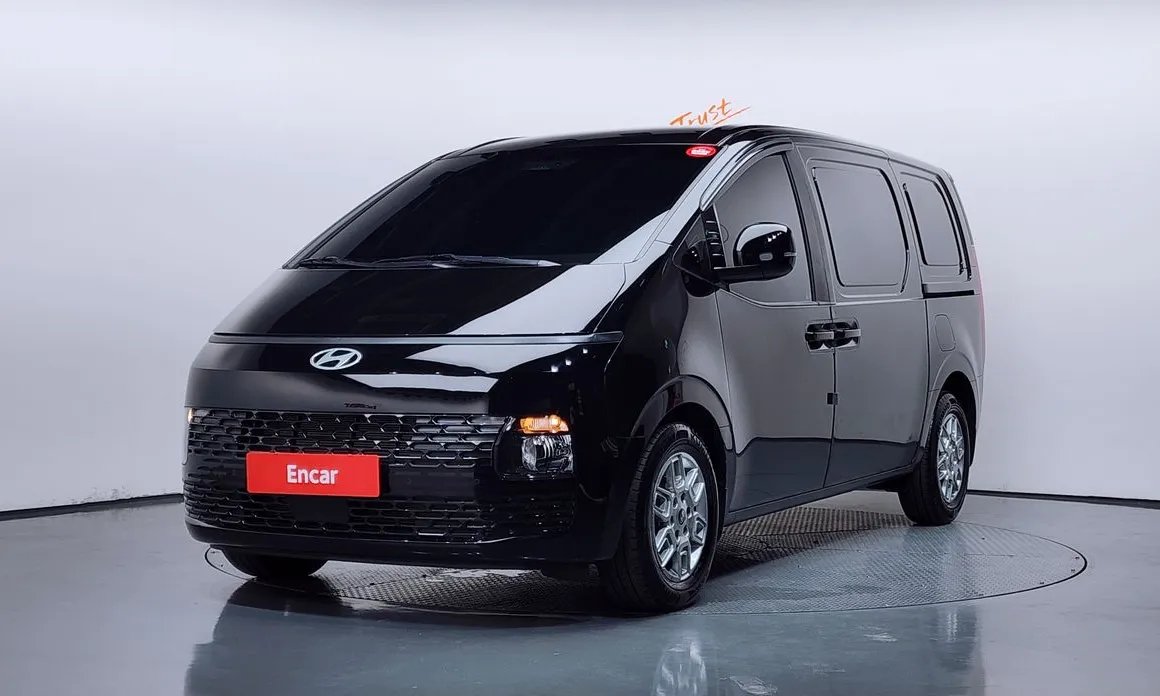 Hyundai Staria 2025
