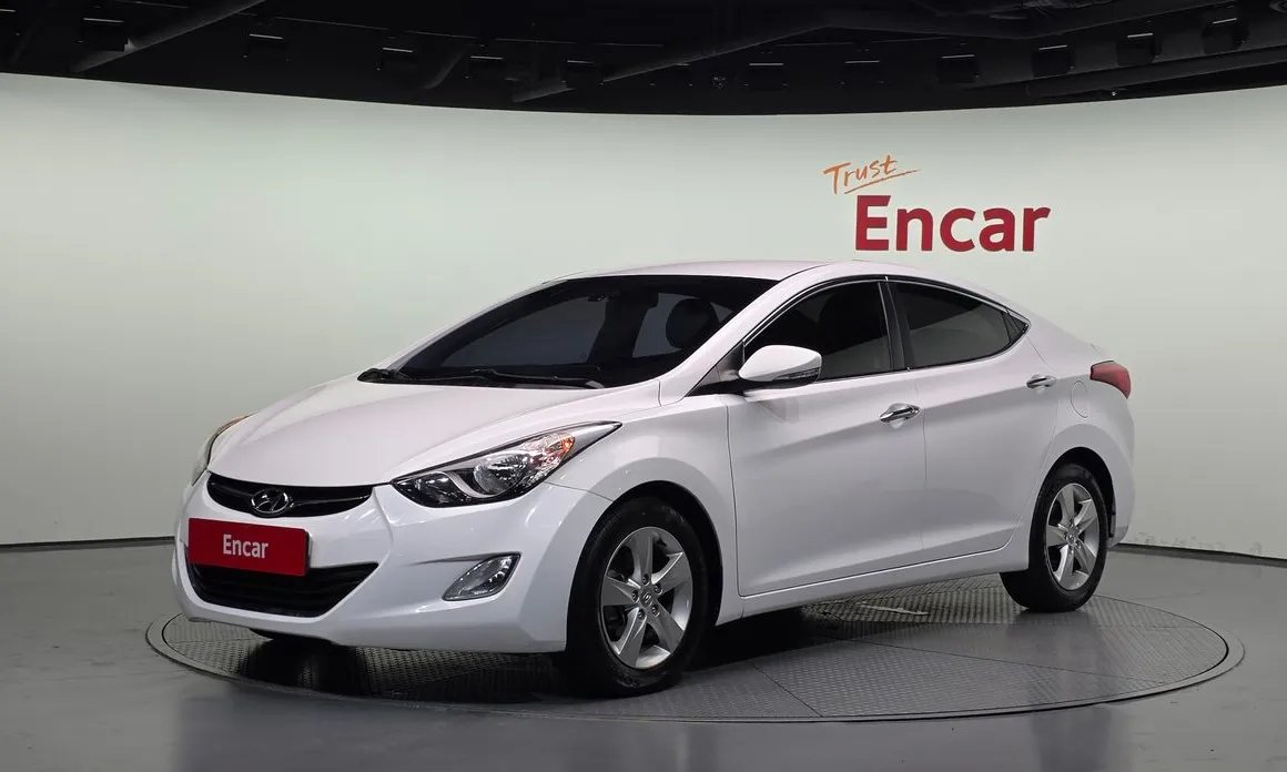 Hyundai AVANTE 2013