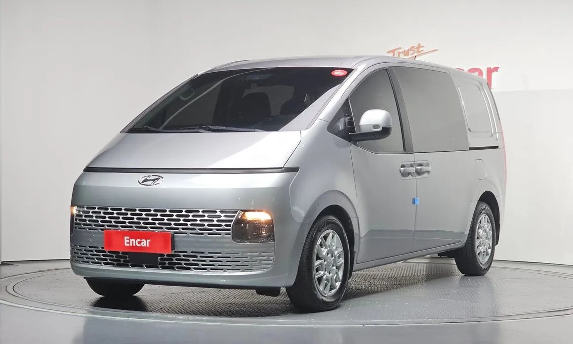 Hyundai Staria 2022