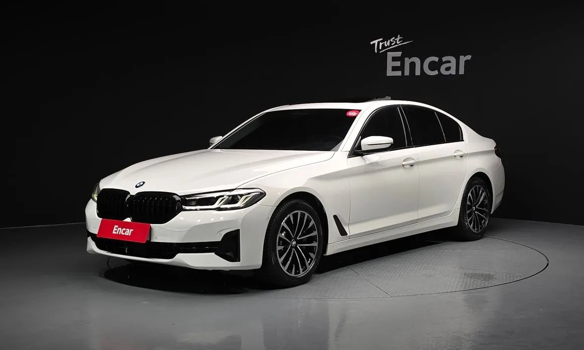 BMW 5-Series 2021
