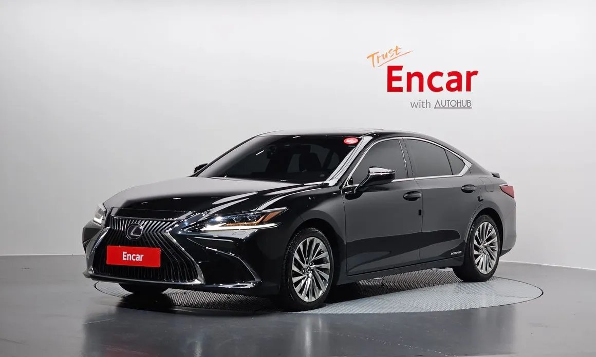Lexus ES 2019
