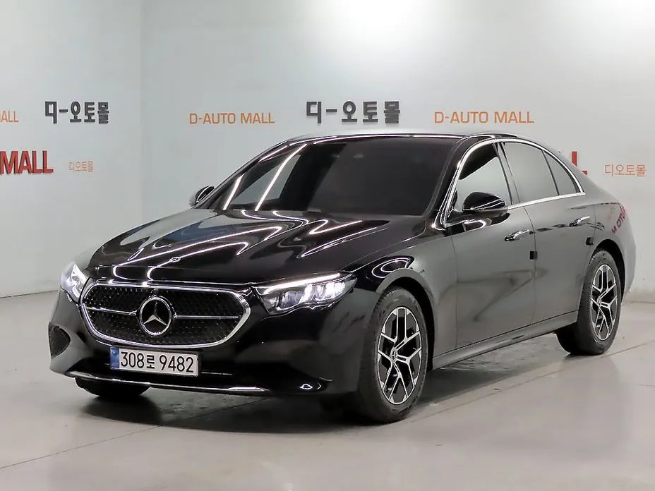 Mercedes-Benz E-Class 2026