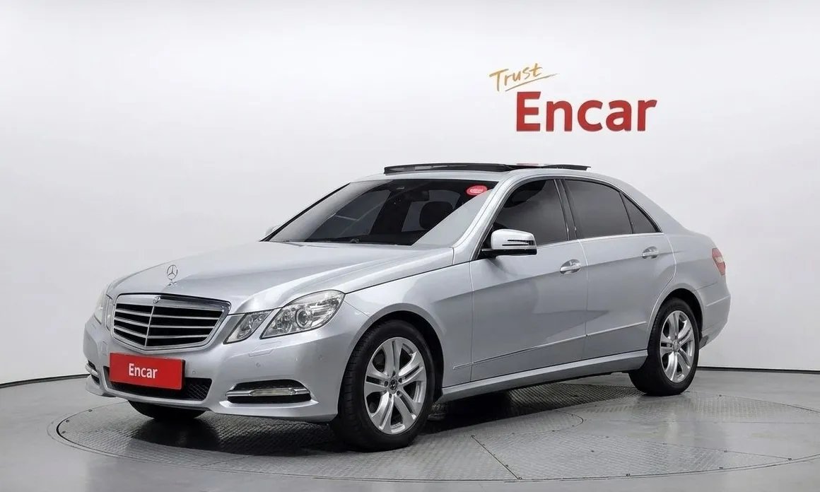 Mercedes-Benz E-Class 2011
