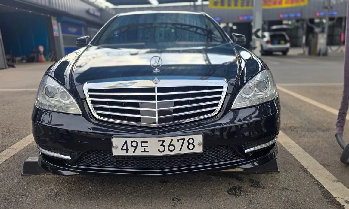 Mercedes-Benz S-Class 2013