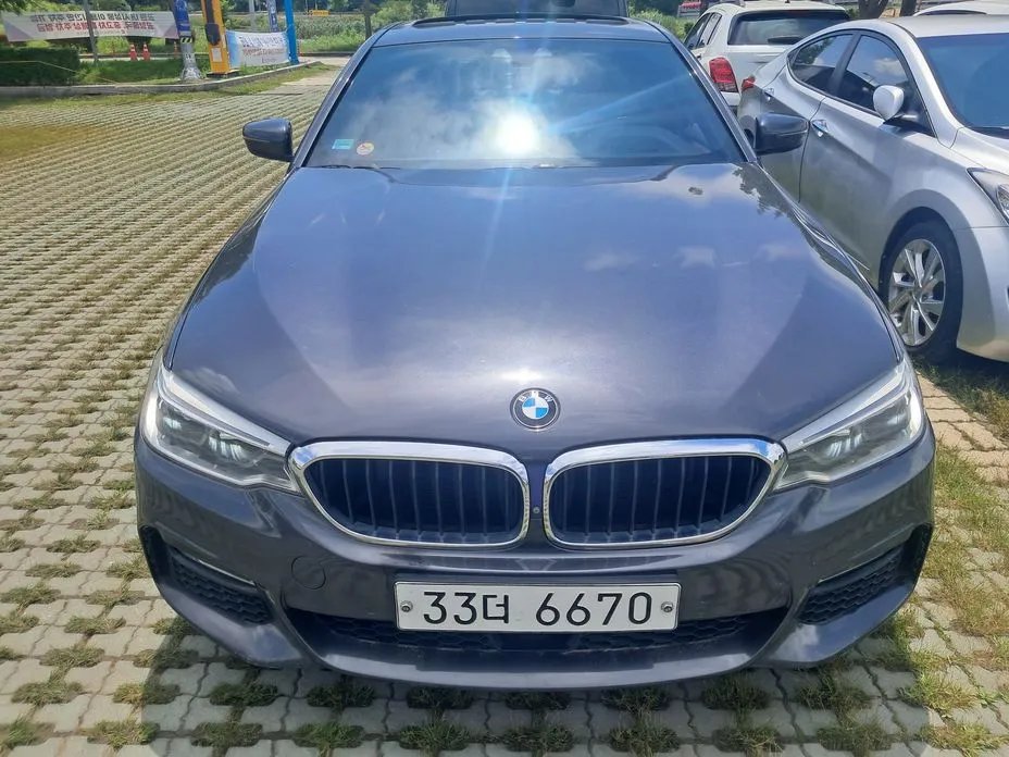 BMW 5-Series 2018