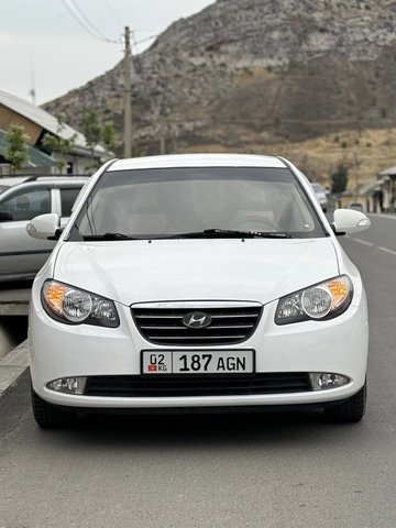 Hyundai Avante IV 2010