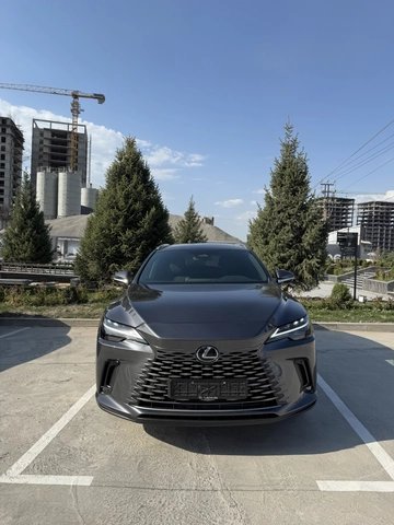Lexus RX V 2025