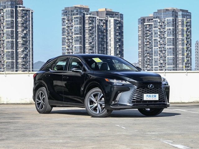 Lexus RX V 2025