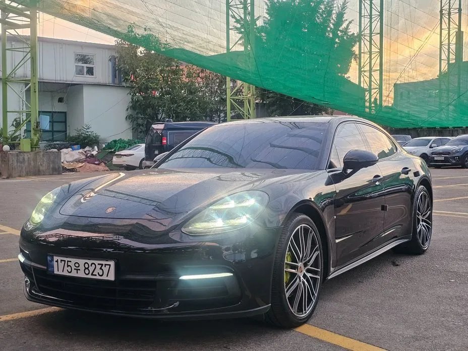 Porsche Panamera 2018
