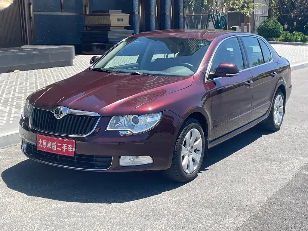 Skoda Superb 2012