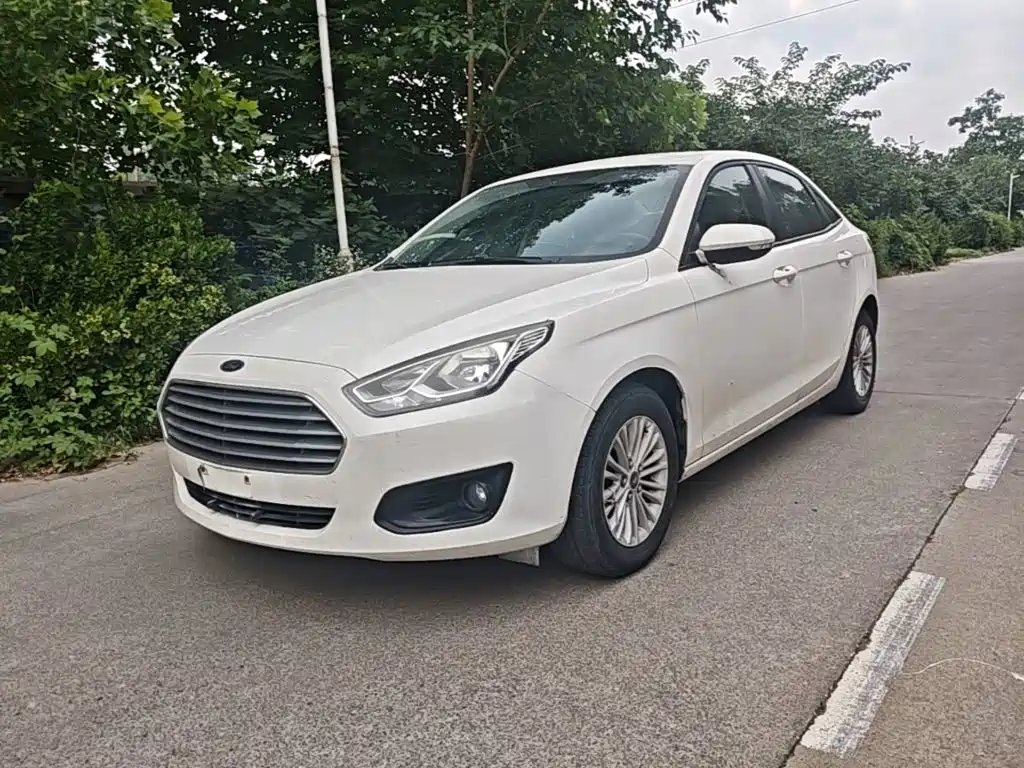 Ford Escort 2016