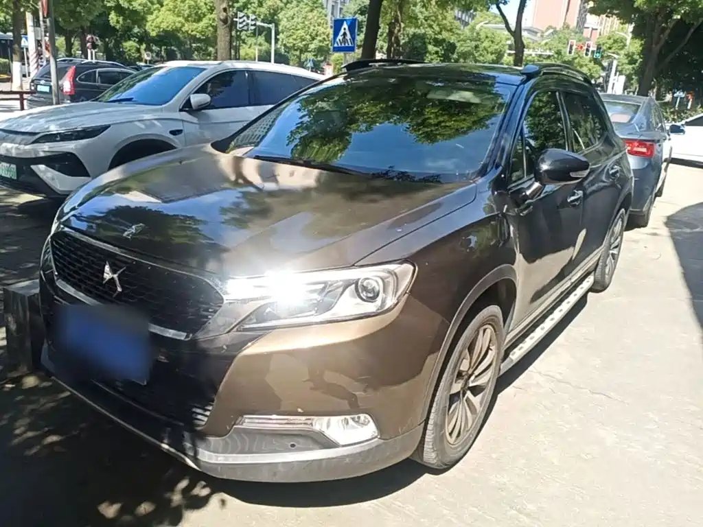DS DS 6 2015
