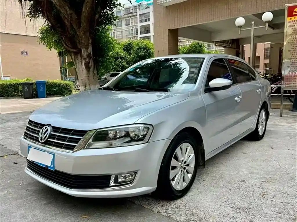 Volkswagen Lavida 2014