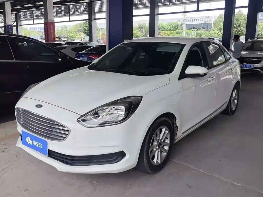 Ford Escort 2019