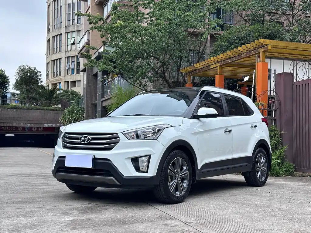 Hyundai ix25 2015